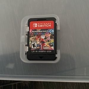Mario Kart 8 Deluxe Nintendo Switch Game Card